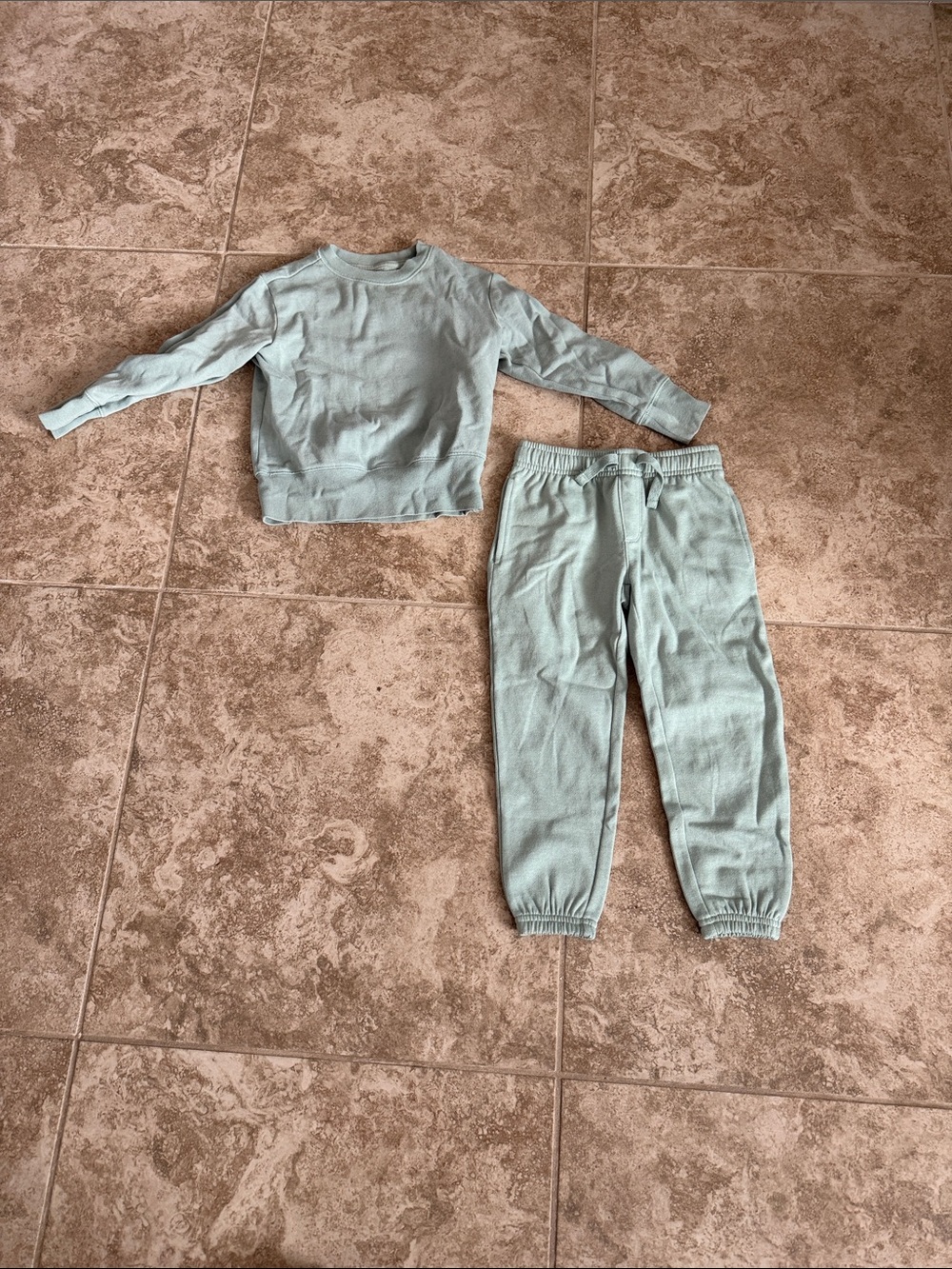 Athletic Works Light Sage Green Kids Matching Sweatshirt & Joggers Set